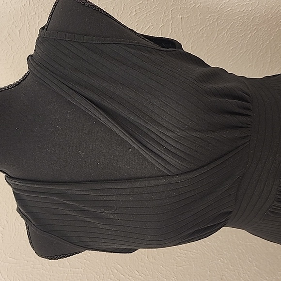 NWT Ribbed Black Sleeveless Dress - Picture 2 of 5